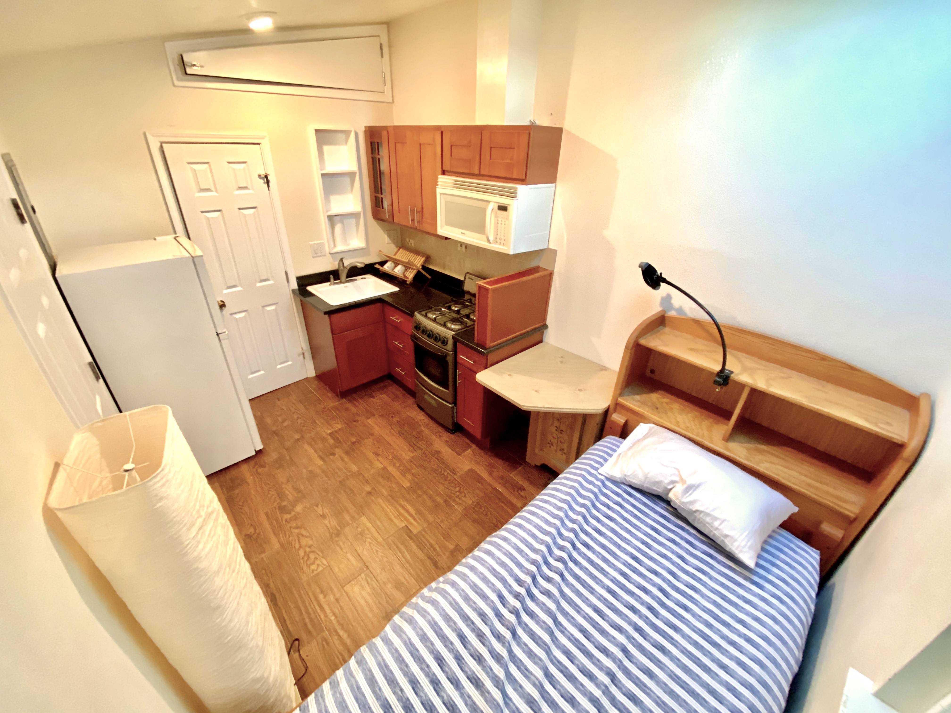 $1,300 / 1br - AVAIL STUDIO APARTMENT NEAR UC BERKELEY AND BART - 7 photo 2
